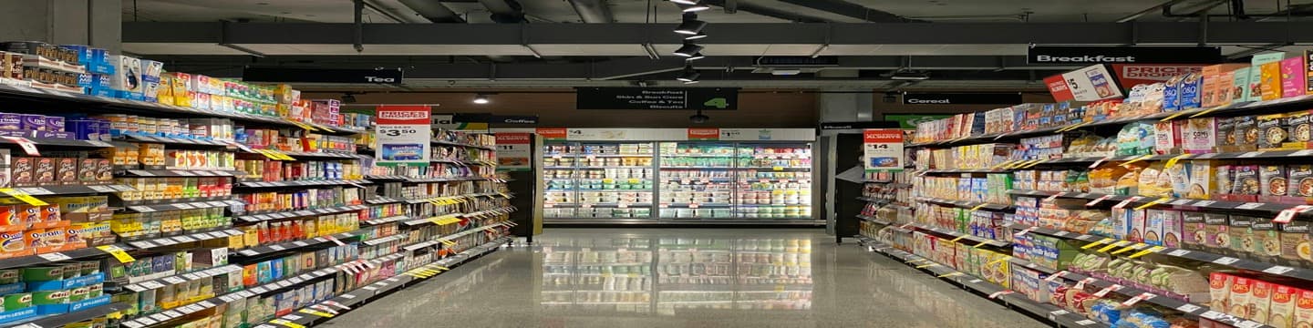 コンビニの棚(ローソン渋谷)